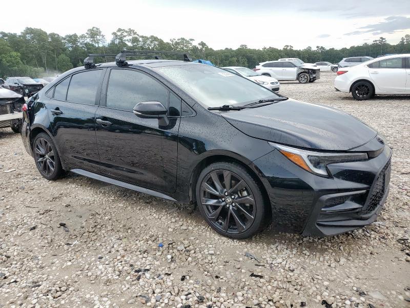 5YFS4MCE4PP166064 - 2023 TOYOTA COROLLA SE Черный фото 4