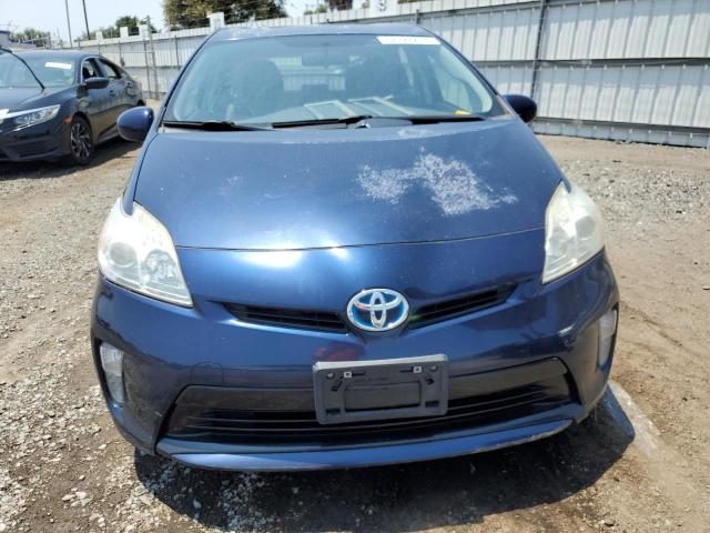 JTDKN3DU0F1990160 - 2015 TOYOTA PRIUS BLUE photo 5