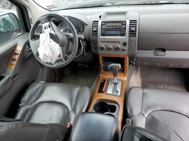 5N1AR18W15C729201 - 2005 NISSAN PATHFINDER LE BLACK photo 8