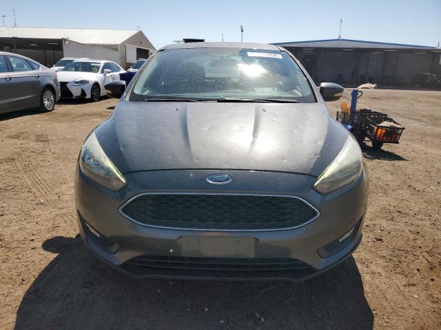 1FADP3H25JL204271 - 2018 FORD FOCUS SEL GRAY photo 5