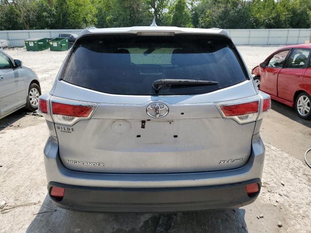 5TDJKRFH7GS251962 - 2016 TOYOTA HIGHLANDER XLE SILVER photo 6