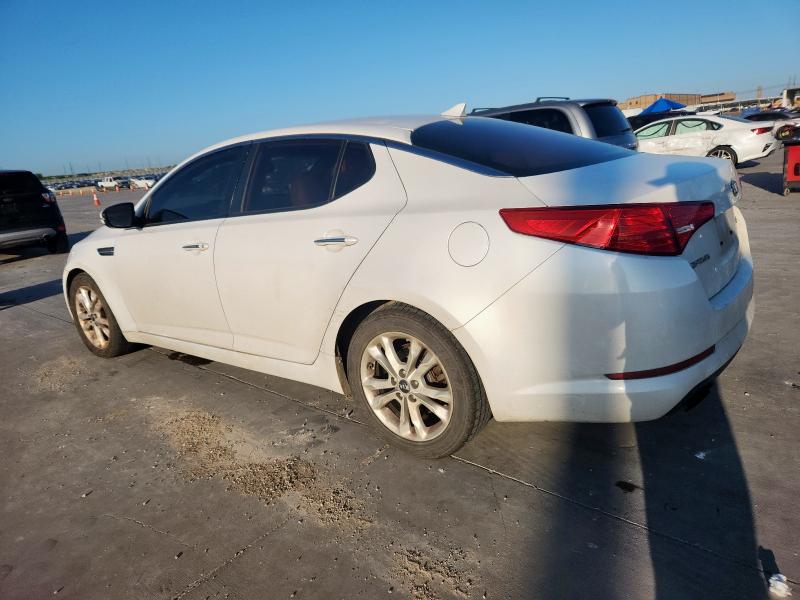 KNAGN4A79B5145575 - 2011 KIA OPTIMA EX WHITE photo 2