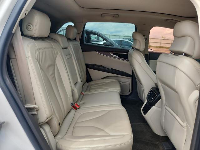 2LMTJ8LP8GBL51894 - 2016 LINCOLN MKX RESERVE 白色 照片 11