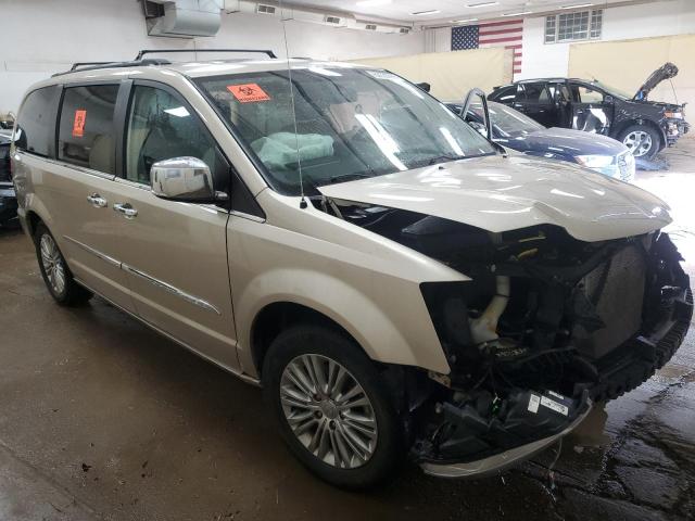 2C4RC1CG1GR304502 - 2016 CHRYSLER TOWN & COU TOURING L BEIGE photo 4