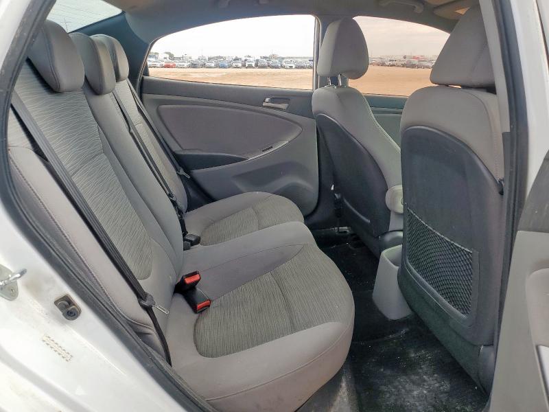 KMHCT4AE9HU321282 - 2017 HYUNDAI ACCENT SE WHITE photo 10