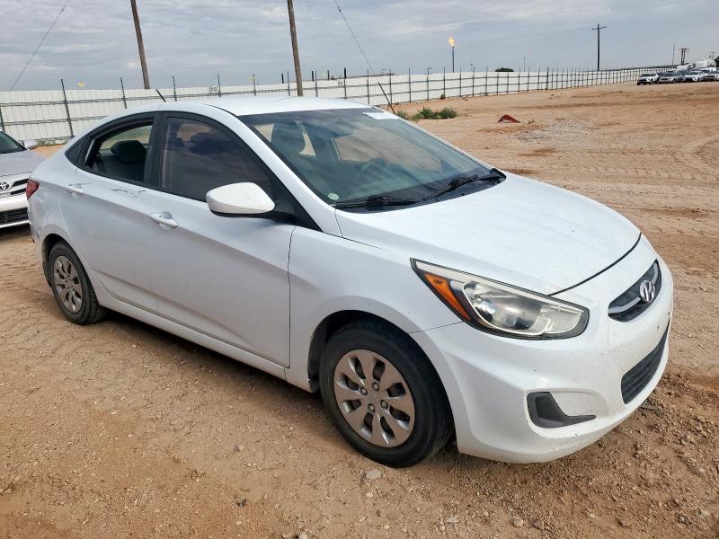 KMHCT4AE9HU321282 - 2017 HYUNDAI ACCENT SE WHITE photo 4