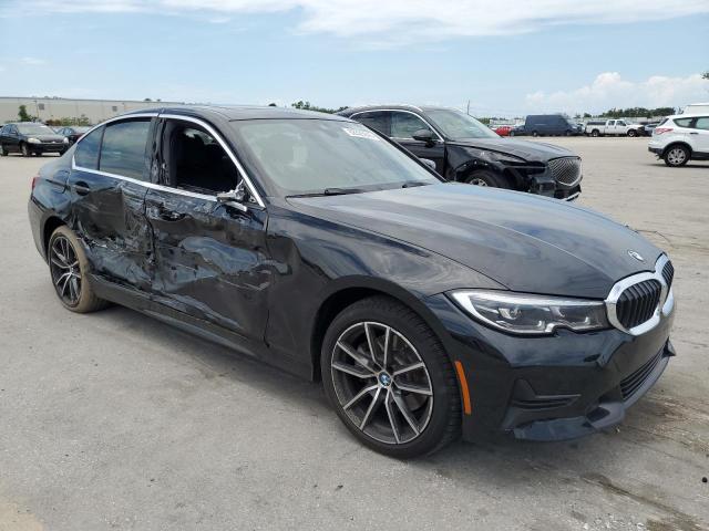 3MW5R7J00M8B65820 - 2021 BMW 330XI BLACK photo 4