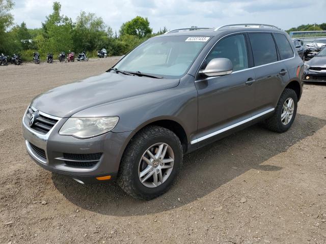 WVGFM77L89D038147 - 2009 VOLKSWAGEN TOUAREG 2 V6 TDI GRAY photo 1