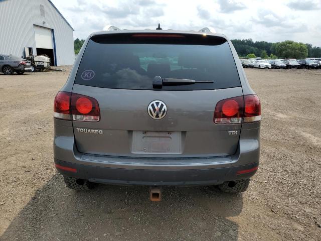 WVGFM77L89D038147 - 2009 VOLKSWAGEN TOUAREG 2 V6 TDI GRAY photo 6