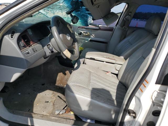 1LNHM81W64Y627796 - 2004 LINCOLN TOWN CAR EXECUTIVE WHITE photo 7