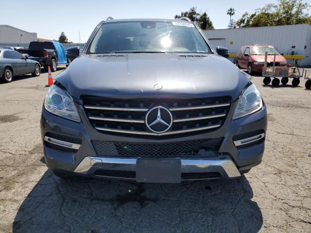 4JGDA5HB9CA014507 - 2012 MERCEDES-BENZ ML 350 4MATIC GRAY photo 5