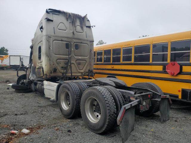 1FUJGLD59FLGG5923 - 2015 FREIGHTLINER CASCADIA 125 BURN photo 3