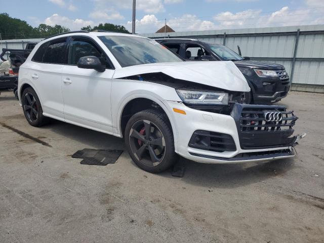 WA1C4AFY4K2079646 - 2019 AUDI SQ5 PRESTIGE WHITE photo 4
