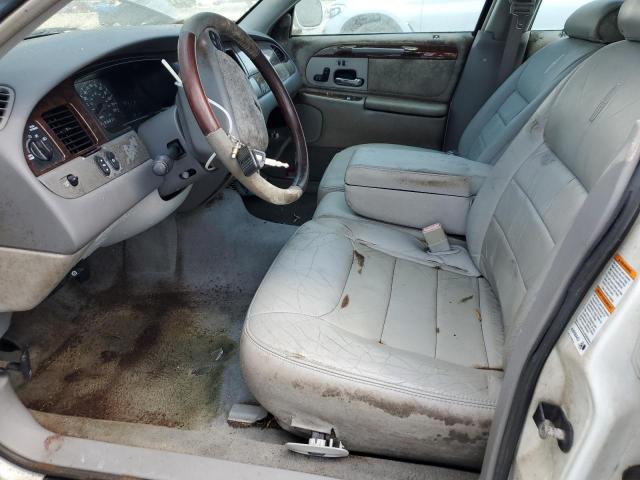 1LNHM82W51Y656345 - 2001 LINCOLN TOWN CAR SIGNATURE WHITE photo 7