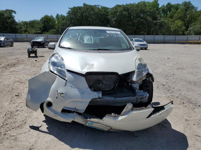 1N4AZ0CP1FC304616 - 2015 NISSAN LEAF S WHITE photo 5