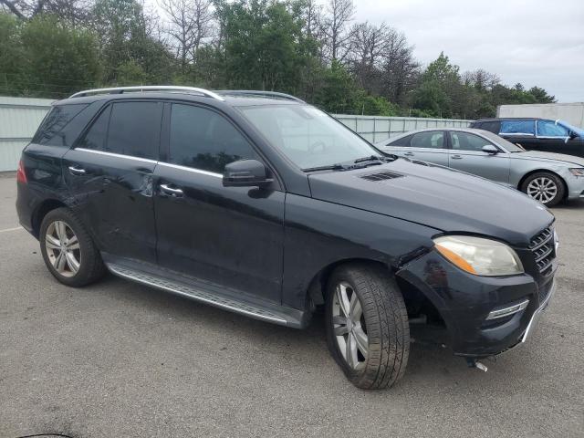 4JGDA5HB5FA529993 - 2015 MERCEDES-BENZ ML 350 4MATIC BLACK photo 4