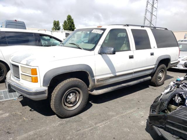 3GKGK26J2XG531974 - 1999 GMC SUBURBAN K2500 WHITE photo 1