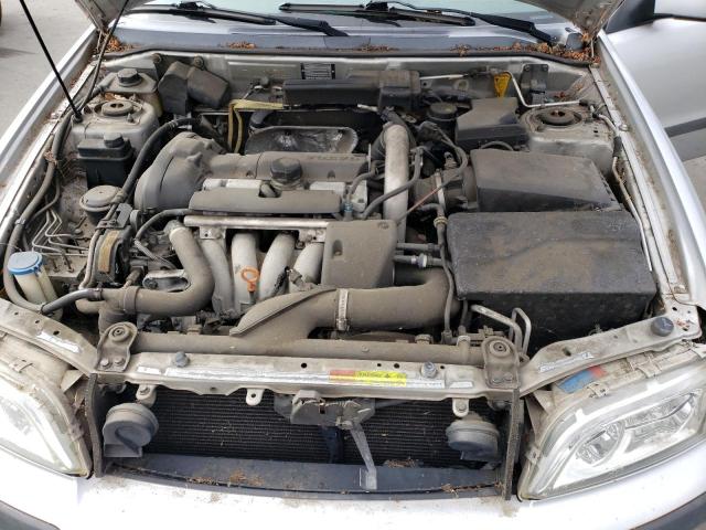 YV1VS29522F872426 - 2002 VOLVO S40 1.9T SILVER photo 11