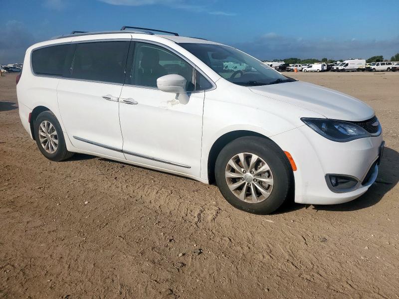 2C4RC1BG1JR211259 - 2018 CHRYSLER PACIFICA TOURING L WHITE photo 4