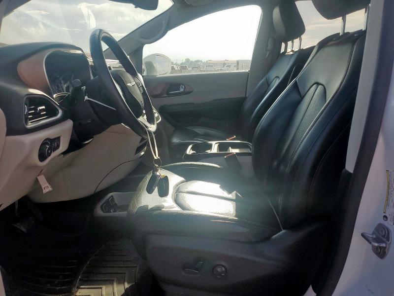 2C4RC1BG1JR211259 - 2018 CHRYSLER PACIFICA TOURING L WHITE photo 7