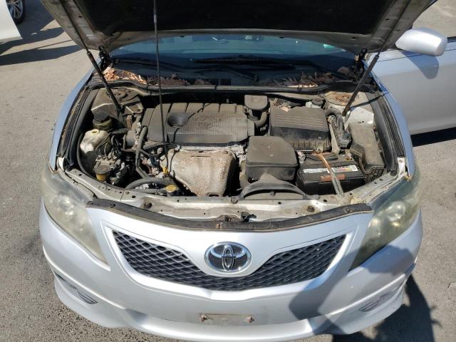 4T1BF3EK1BU121615 - 2011 TOYOTA CAMRY BASE Gümüş fotoğraf 11