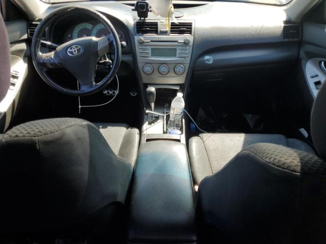 4T1BF3EK1BU121615 - 2011 TOYOTA CAMRY BASE Gümüş fotoğraf 8