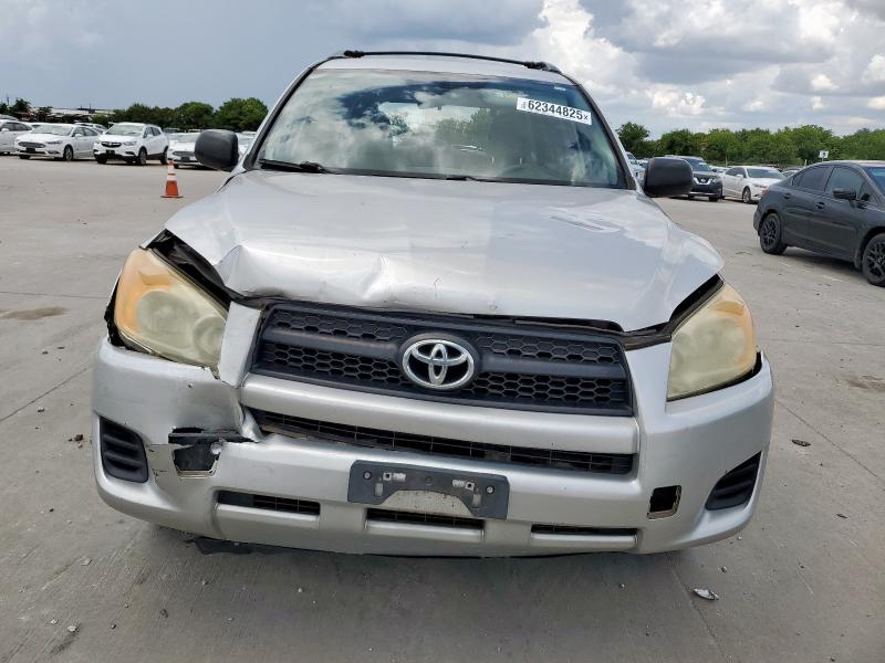 JTMZF33VX95004247 - 2009 TOYOTA RAV4 银色 照片 5