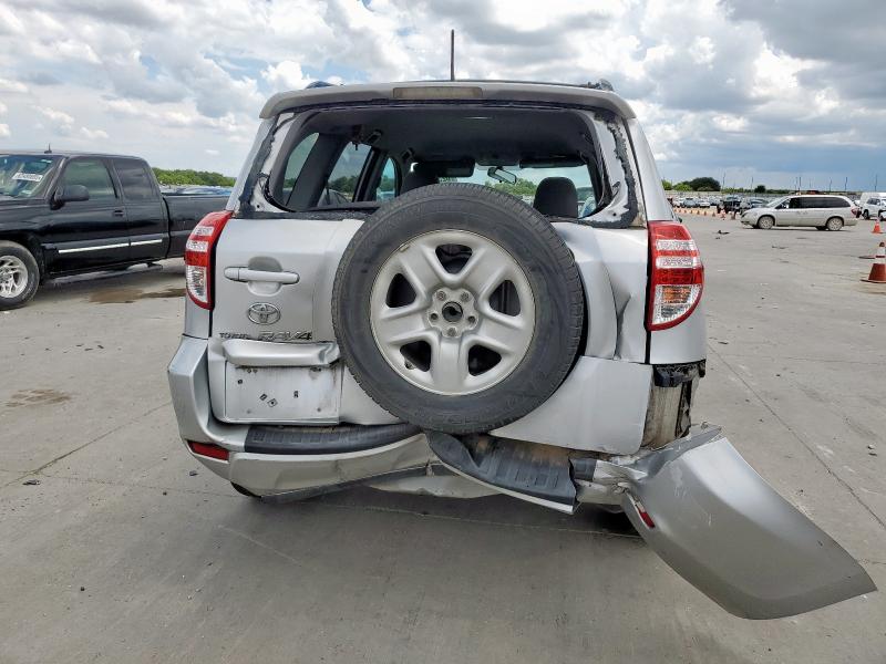 JTMZF33VX95004247 - 2009 TOYOTA RAV4 银色 照片 6