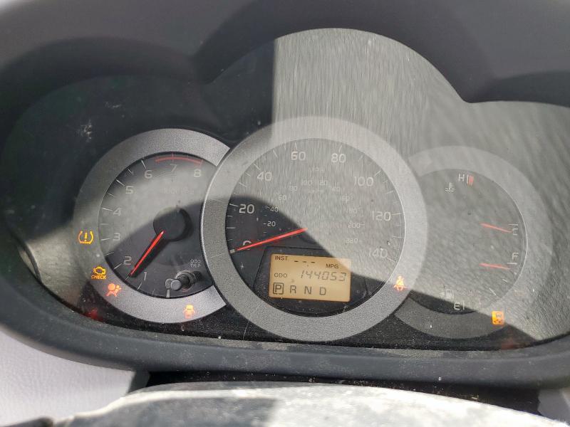 JTMZF33VX95004247 - 2009 TOYOTA RAV4 银色 照片 9