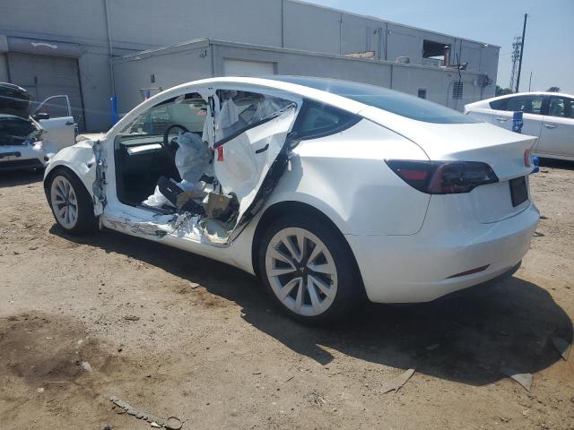 5YJ3E1EA2PF396725 - 2023 TESLA MODEL 3 Blanco foto 2