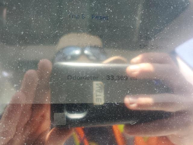 5YJ3E1EA2PF396725 - 2023 TESLA MODEL 3 Blanco foto 9