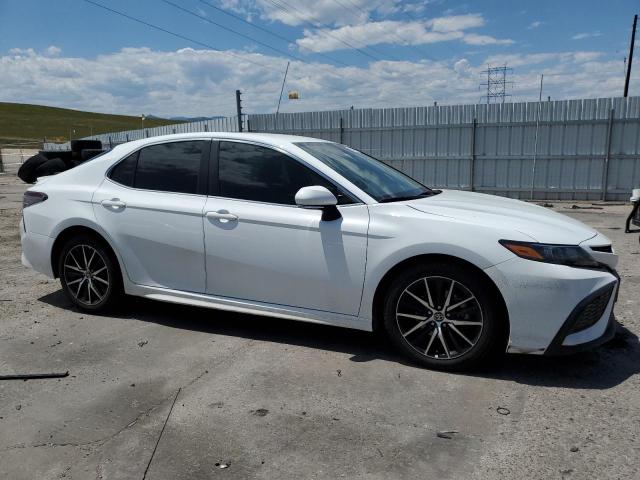 4T1G31AK2PU614428 - 2023 TOYOTA CAMRY SE NIGHT SHADE WHITE photo 4
