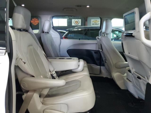 2C4RC1EGXJR350334 - 2018 CHRYSLER PACIFICA TOURING L PLUS WHITE photo 11