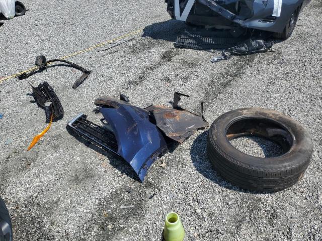 5TDJKRFH3GS302681 - 2016 TOYOTA HIGHLANDER XLE BLUE photo 13