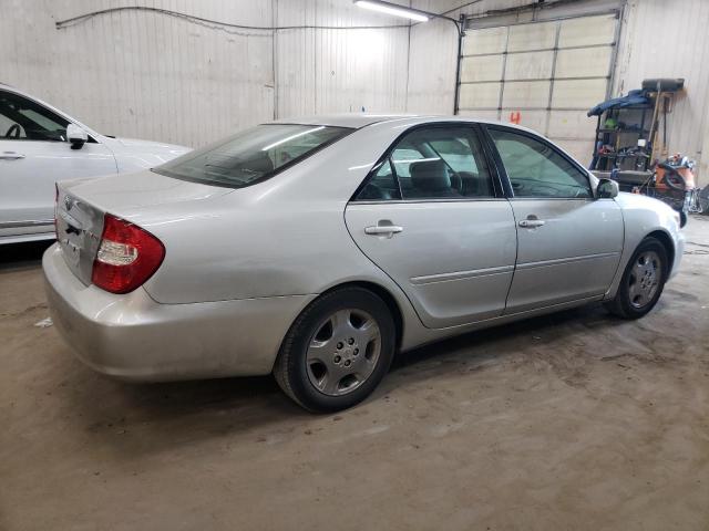 4T1BE30K53U773424 - 2003 TOYOTA CAMRY LE SILVER photo 3