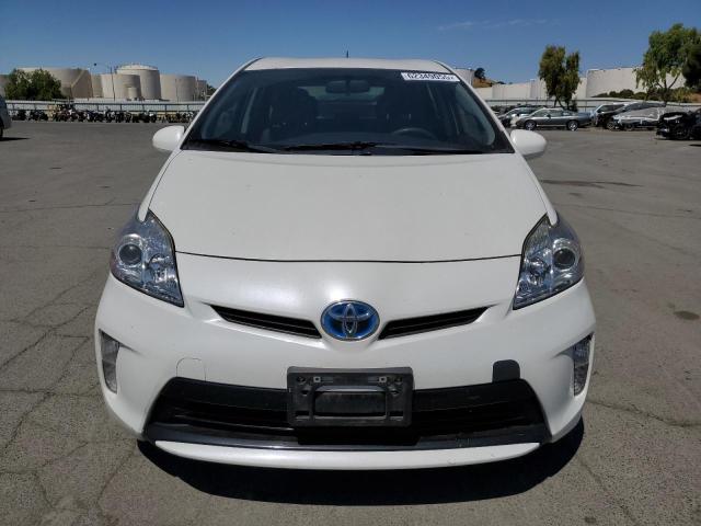 JTDKN3DU2F1998857 - 2015 TOYOTA PRIUS თეთრი ფოტო 5