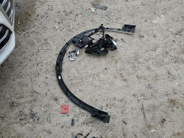 WA1C4AFY5J2145233 - 2018 AUDI SQ5 PRESTIGE WHITE photo 12