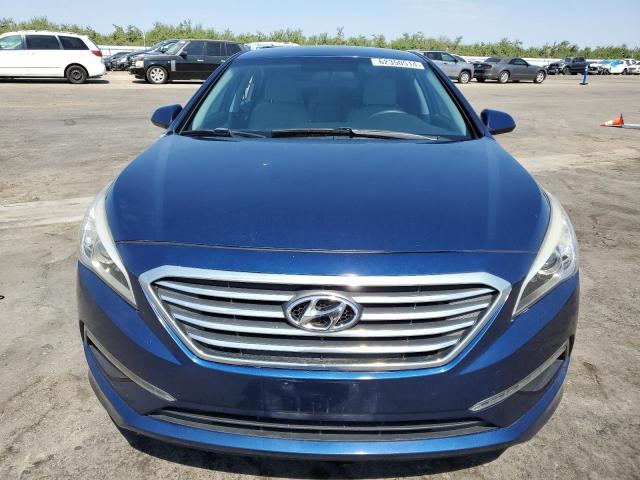 5NPE24AF0FH259576 - 2015 HYUNDAI SONATA SE BLUE photo 5