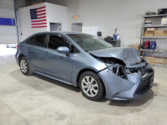 5YFEPRAE4LP064309 - 2020 TOYOTA COROLLA LE Gümüş foto 4