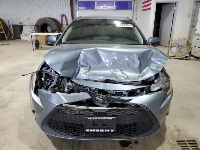 5YFEPRAE4LP064309 - 2020 TOYOTA COROLLA LE Gümüş foto 5