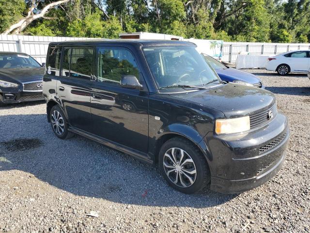 JTLKT324864113007 - 2006 TOYOTA SCION XB BLACK photo 4