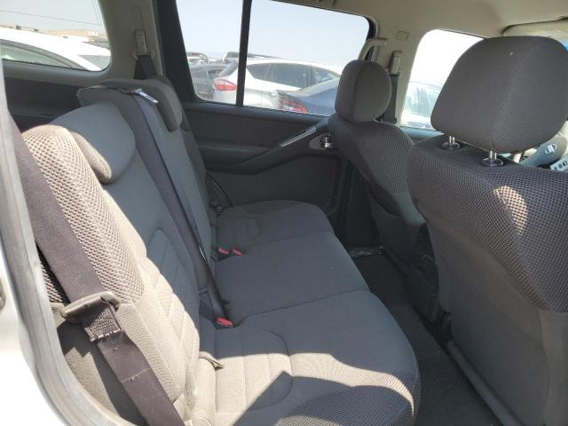 5N1AR18W35C710827 - 2005 NISSAN PATHFINDER LE 银色 照片 11