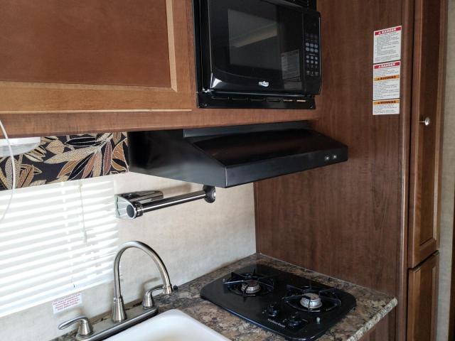 4YDT17518F7204420 - 2015 KUTB TRAILER WHITE photo 8