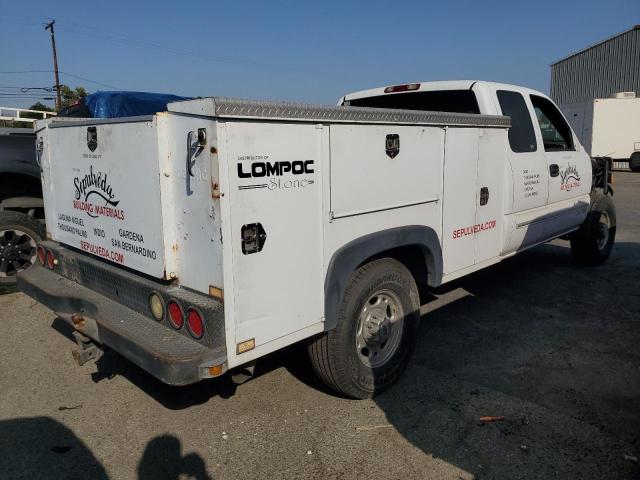 1GCHC29G33E104446 - 2003 CHEVROLET SILVERADO C2500 HEAVY DUTY WHITE photo 3