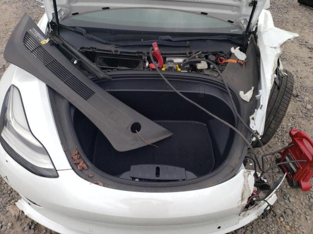 5YJ3E1EA7JF051522 - 2018 TESLA MODEL 3 Белый фото 12