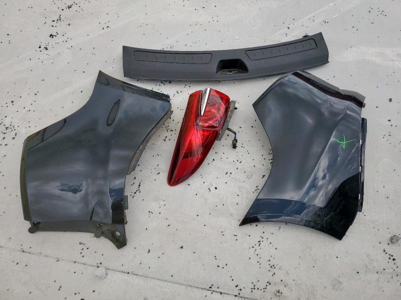 5GAERBKW5LJ256725 - 2020 BUICK ENCLAVE ESSENCE 黑色 照片 13