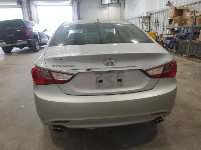 5NPEC4AC5DH535606 - 2013 HYUNDAI SONATA SE SILVER photo 6