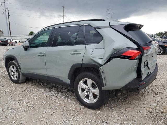 2T3P1RFV1MW160750 - 2021 TOYOTA RAV4 XLE GRAY photo 2