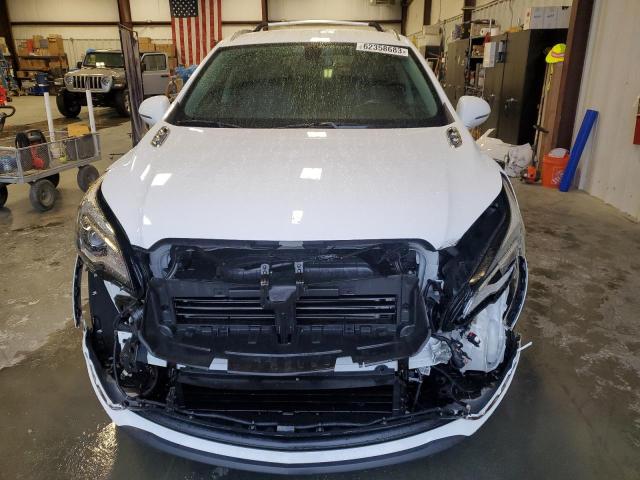 LRBFXCSA8KD004854 - 2019 BUICK ENVISION ESSENCE WHITE photo 5