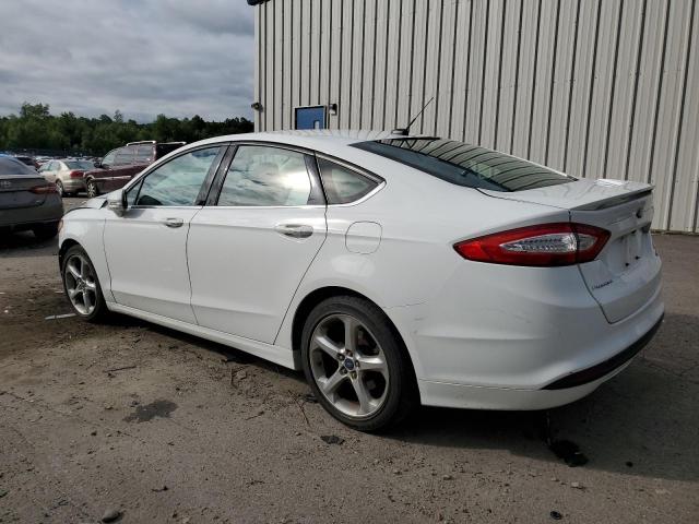 3FA6P0H79FR208979 - 2015 FORD FUSION SE WHITE photo 2